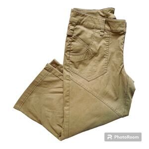 #296 ATHLETA UTILITY ADVENTURE CAPRIS Cargo with Utility Stretch tan size 2